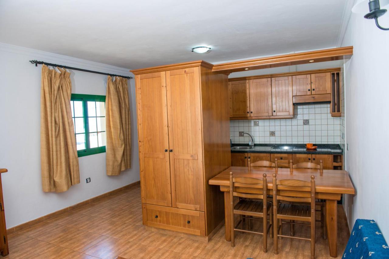 Apartamentos La Palmera 弗龙特拉 外观 照片